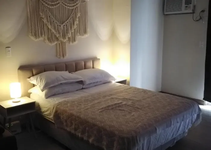 Venice Mall Area Mckinley Hills Taguig Apartment