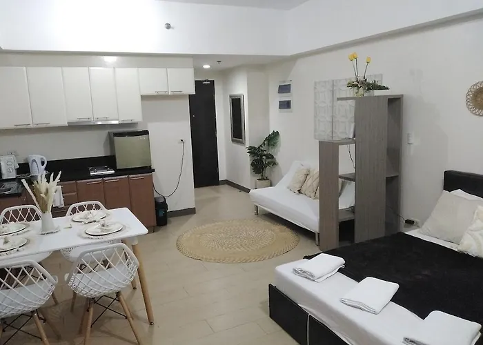 Apartment Venice Mall Area Mckinley Hills Taguig Manila