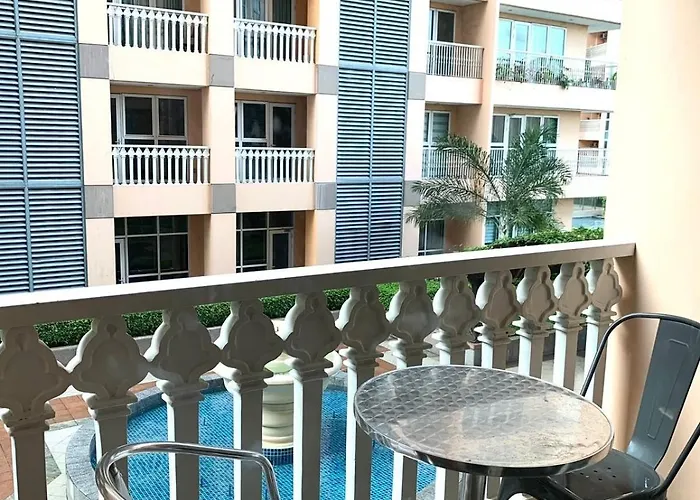 Venice Mall Area Mckinley Hills Taguig *