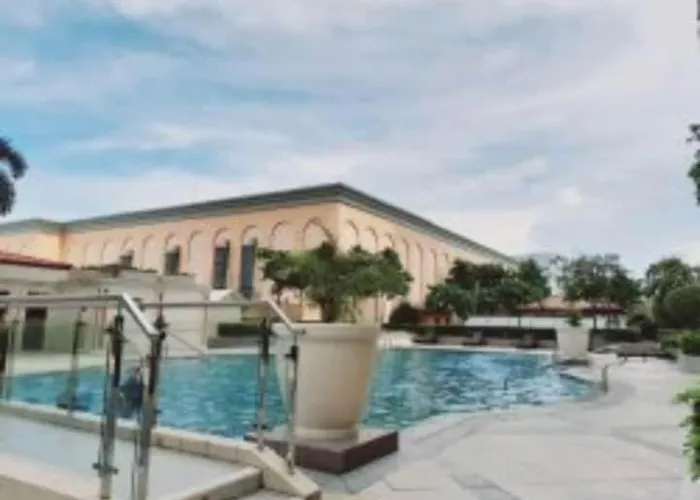 Venice Mall Area Mckinley Hills Taguig *