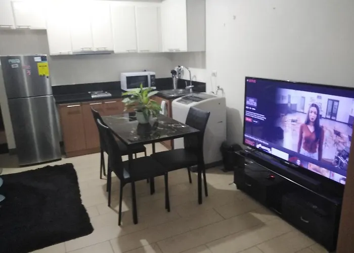 Venice Mall Area Mckinley Hills Taguig
