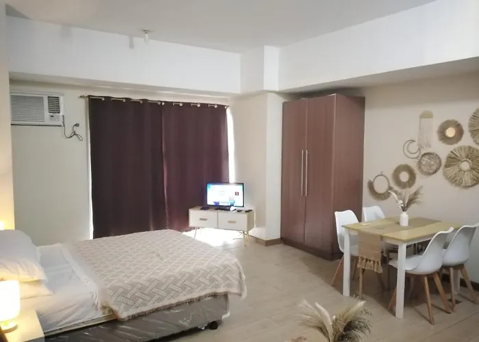 Venice Mall Area Mckinley Hills Taguig Manila